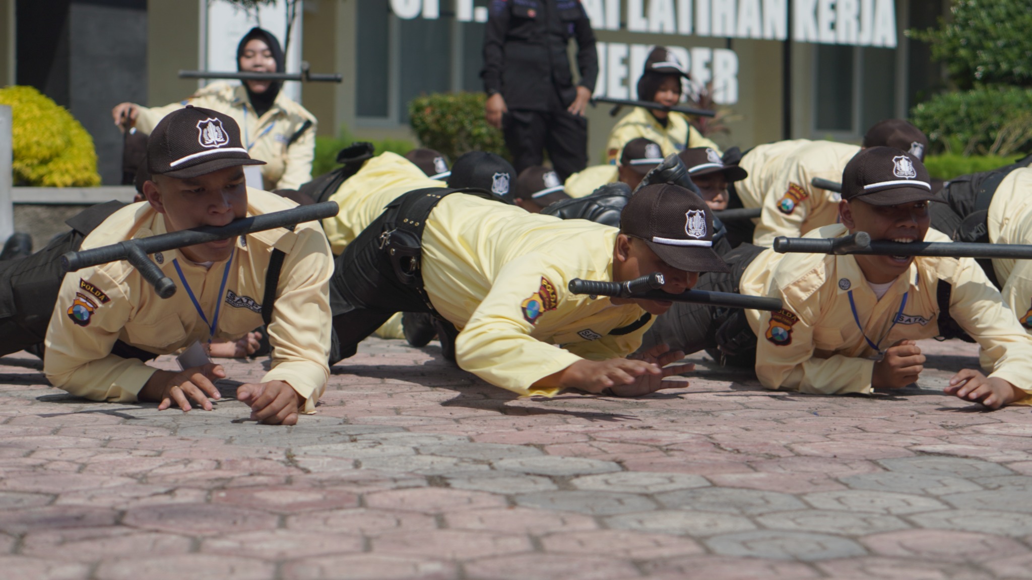 Praktik pelatihan Akademi 4 Bintang
